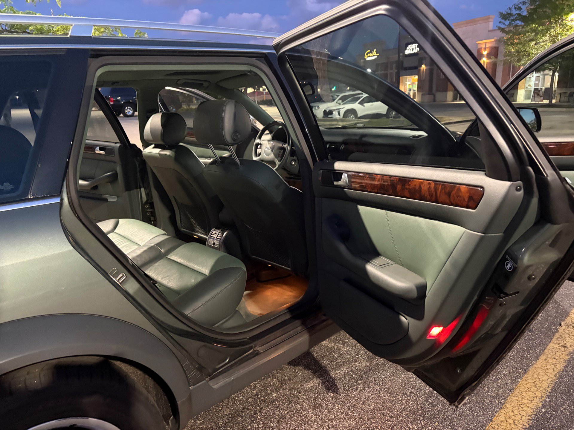 Used 2002 Audi allroad 2.7T AWD/4WD image 17