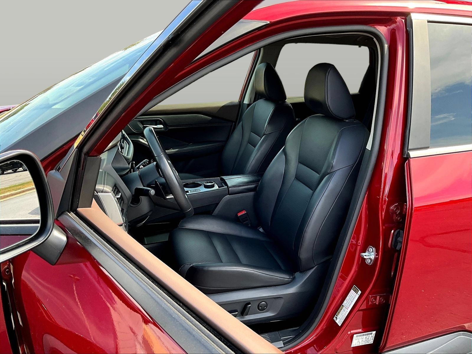Used 2023 Nissan Rogue SV w/ SV Premium B Package AWD/4WD image 24