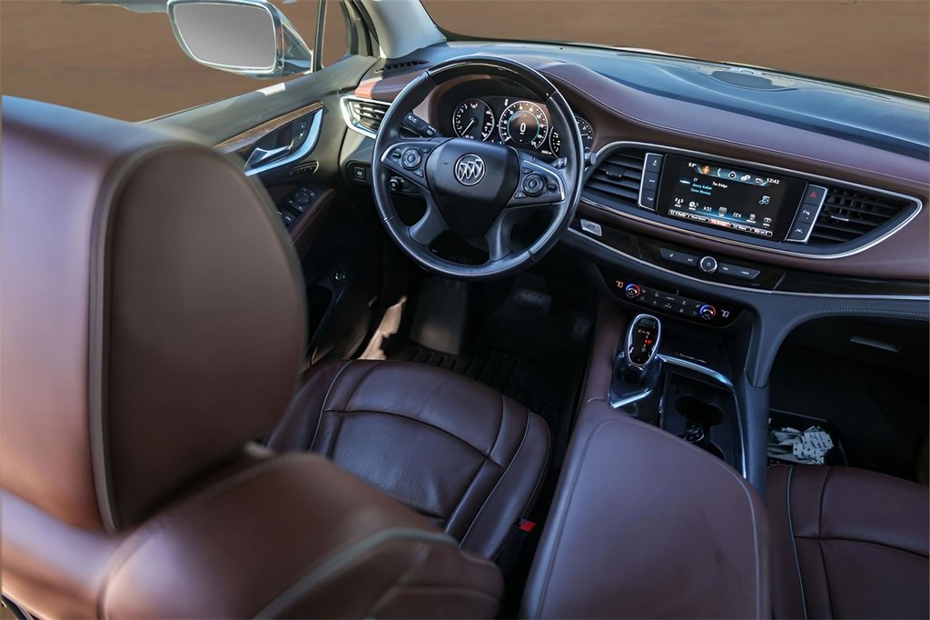 Used 2018 Buick Enclave Avenir w/ Avenir Technology Package image 29