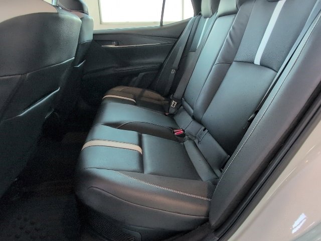 Used 2025 Toyota Camry SE image 15