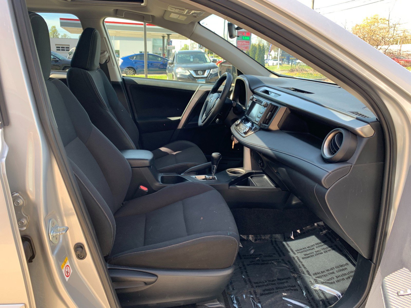 Used 2013 Toyota RAV4 XLE AWD/4WD image 34