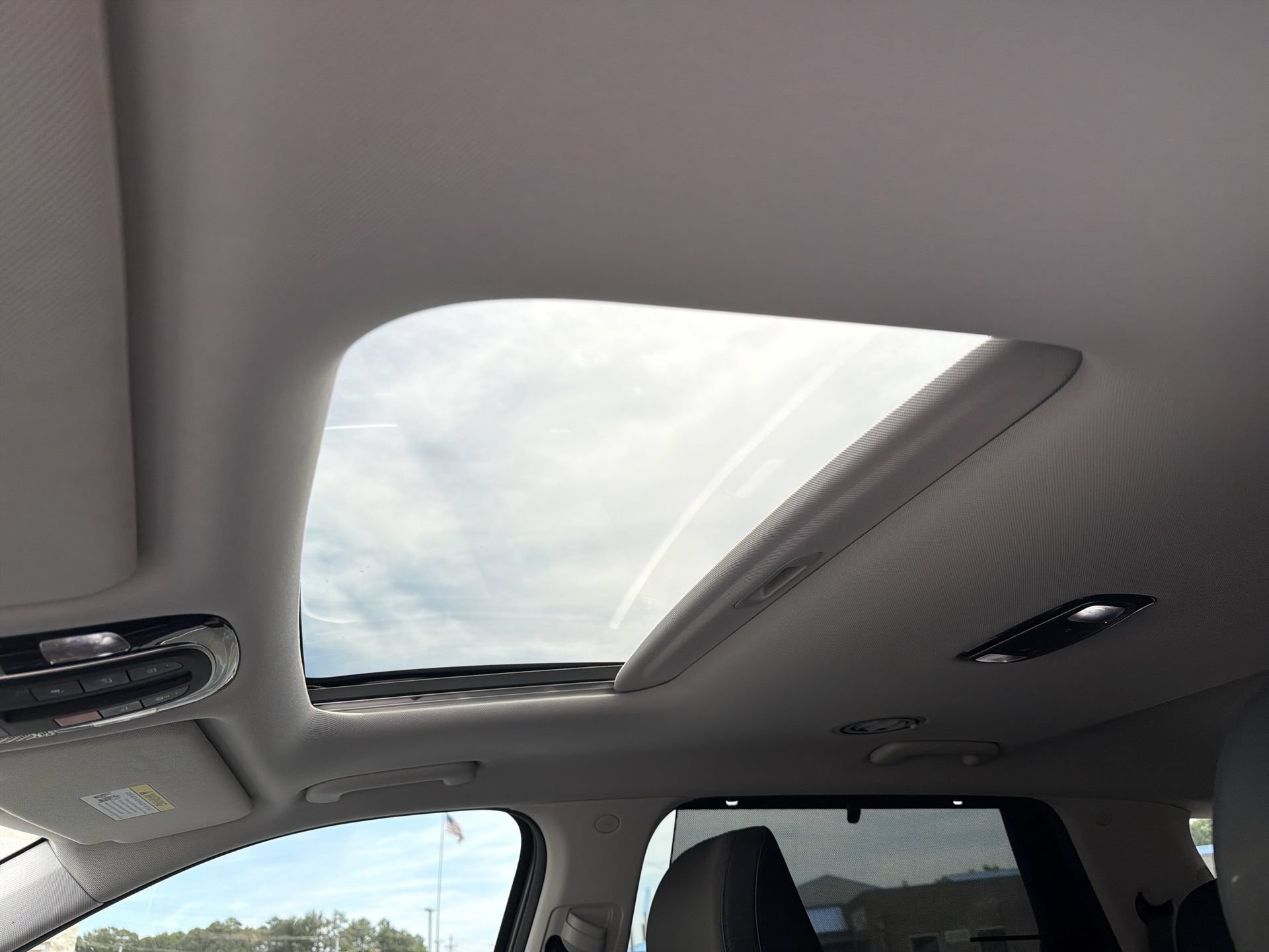 Used 2024 Hyundai Palisade SEL AWD/4WD image 4