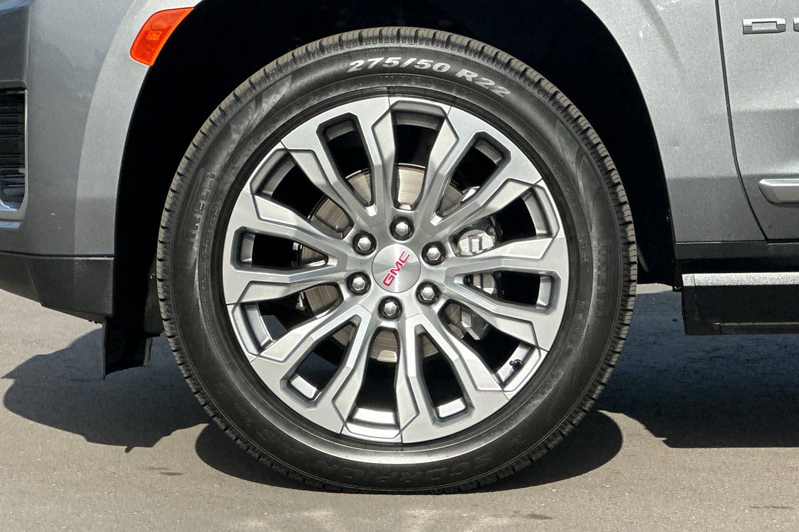 Used 2021 GMC Yukon Denali w/ Denali Ultimate Package AWD/4WD image 39