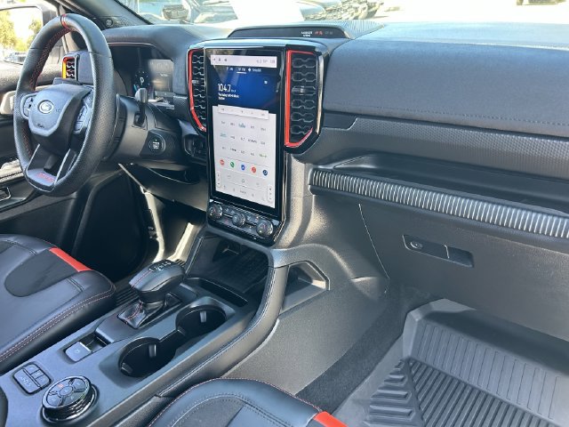 Certified 2025 Ford Ranger Raptor AWD/4WD image 17