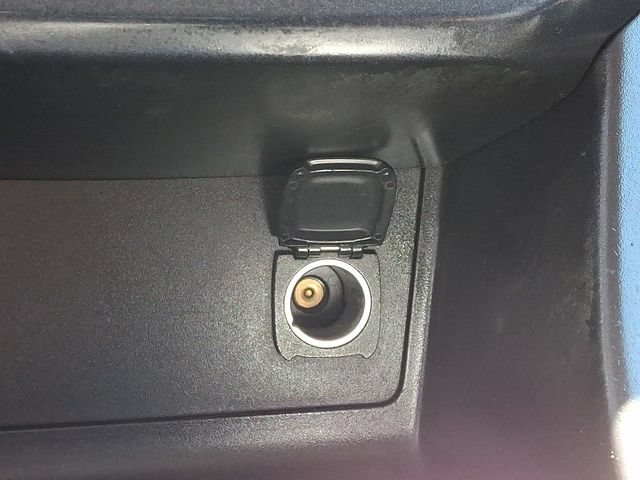 Used 2017 Chevrolet Colorado LT AWD/4WD image 23