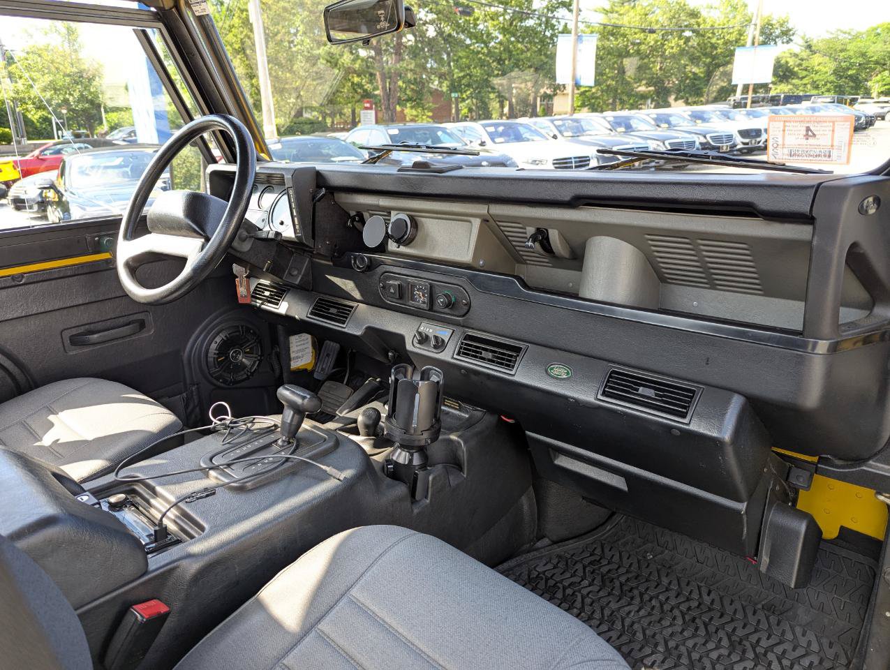 Used 1997 Land Rover Defender 90 AWD/4WD image 25