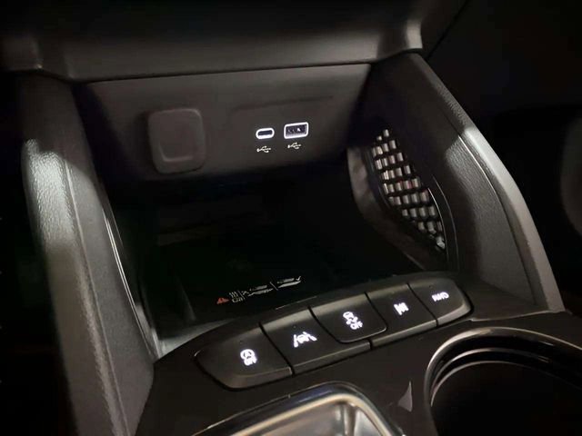 Used 2025 Chevrolet TrailBlazer RS w/ Convenience Package image 45