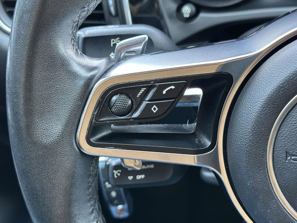 Used 2016 Porsche Macan S image 23