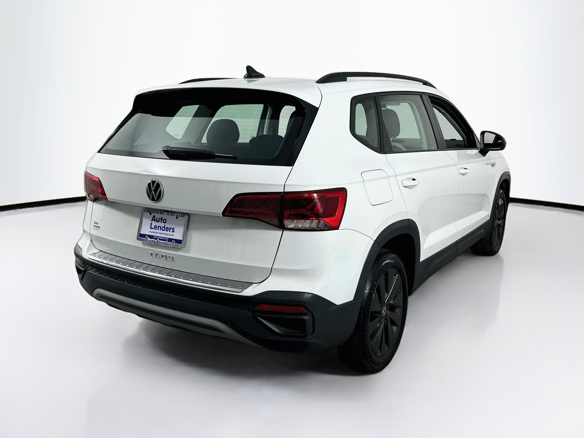 Used 2023 Volkswagen Taos S FWD image 5