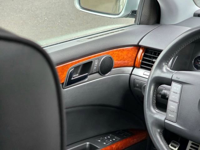 Used 2005 Volkswagen Phaeton V8 image 15