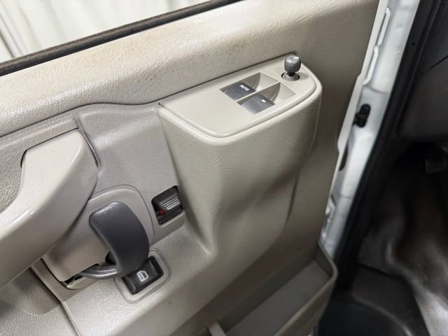 Used 2023 GMC Savana 2500 w/ Driver Convenience Package RWD image 15
