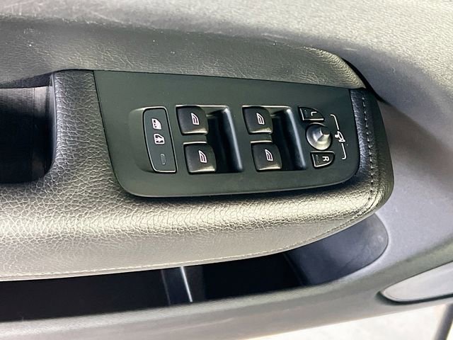 Used 2020 Volvo XC60 T6 Inscription w/ Protection Package Premier image 11