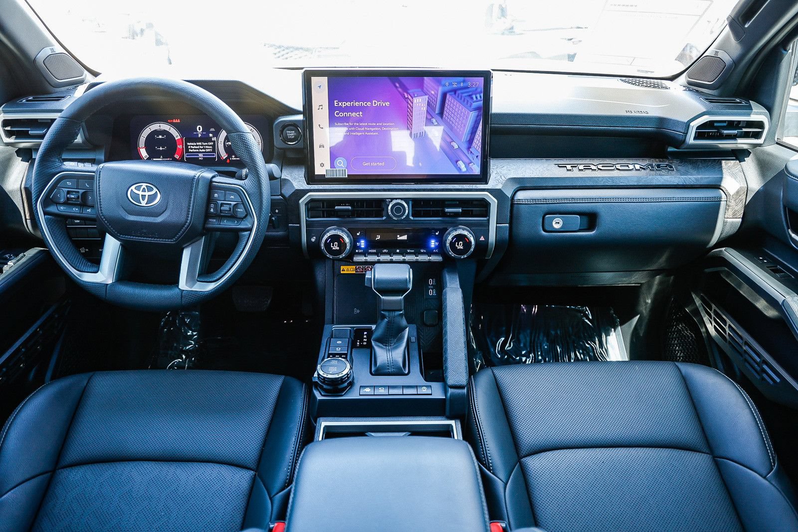 Used 2025 Toyota Tacoma Limited AWD/4WD image 10