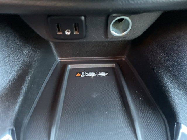 Used 2023 Chevrolet Traverse LT image 27