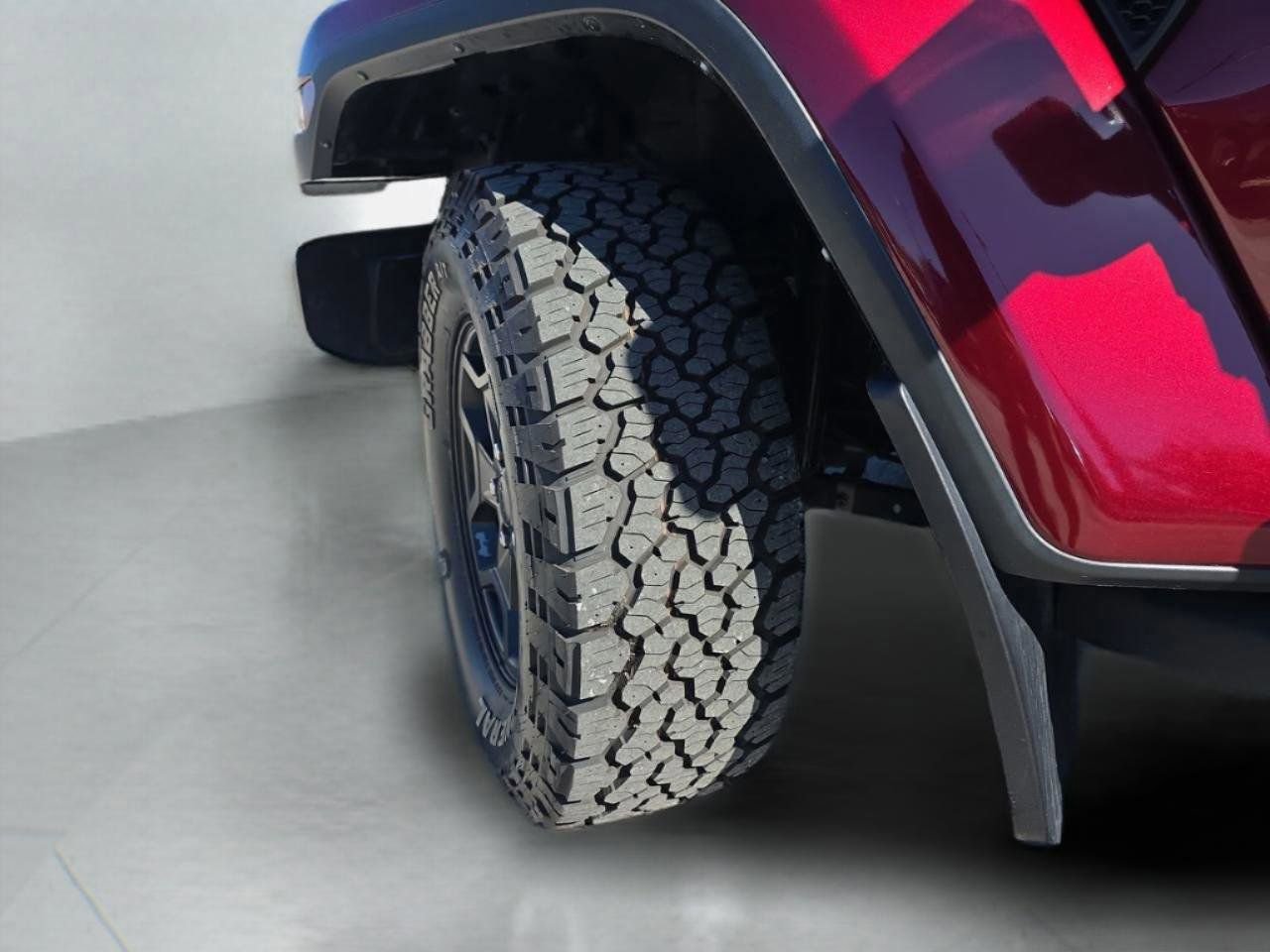 Used 2021 Jeep Gladiator Sport image 15