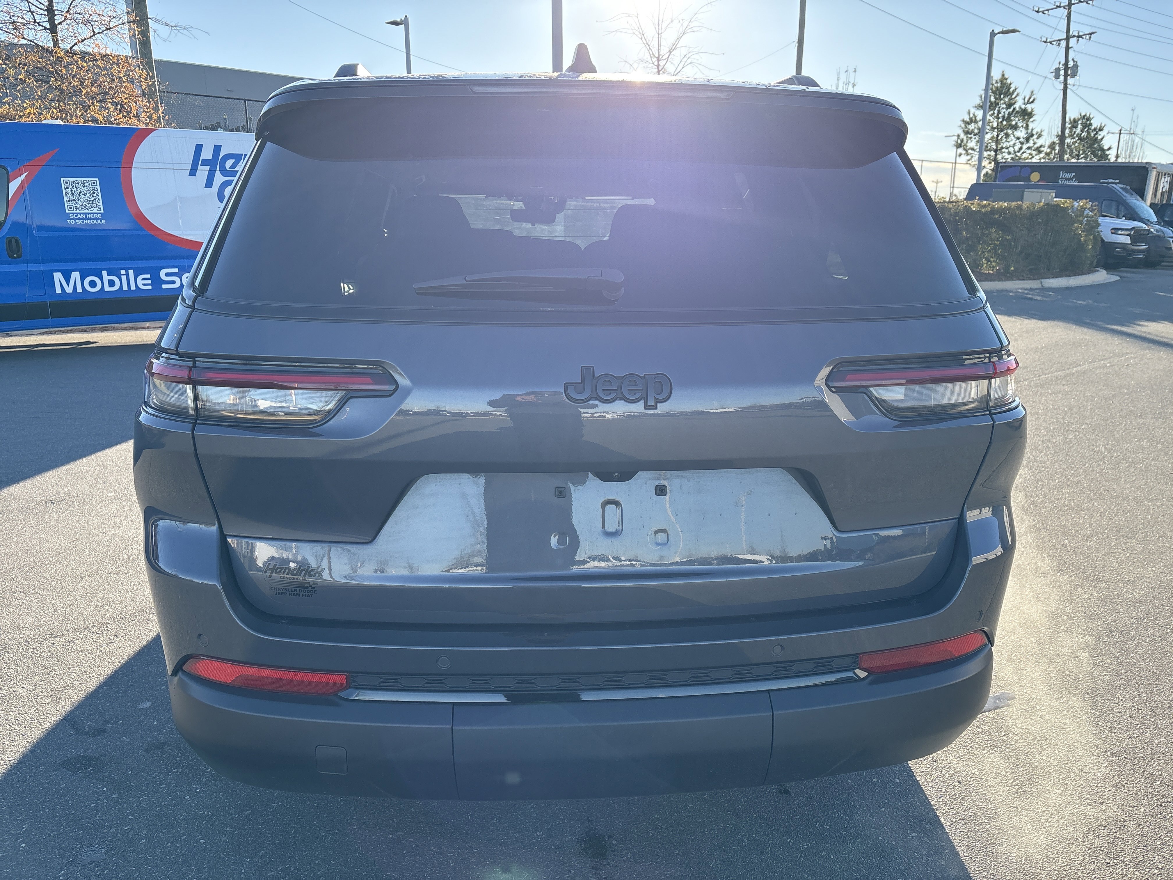 Certified 2025 Jeep Grand Cherokee L Altitude image 8