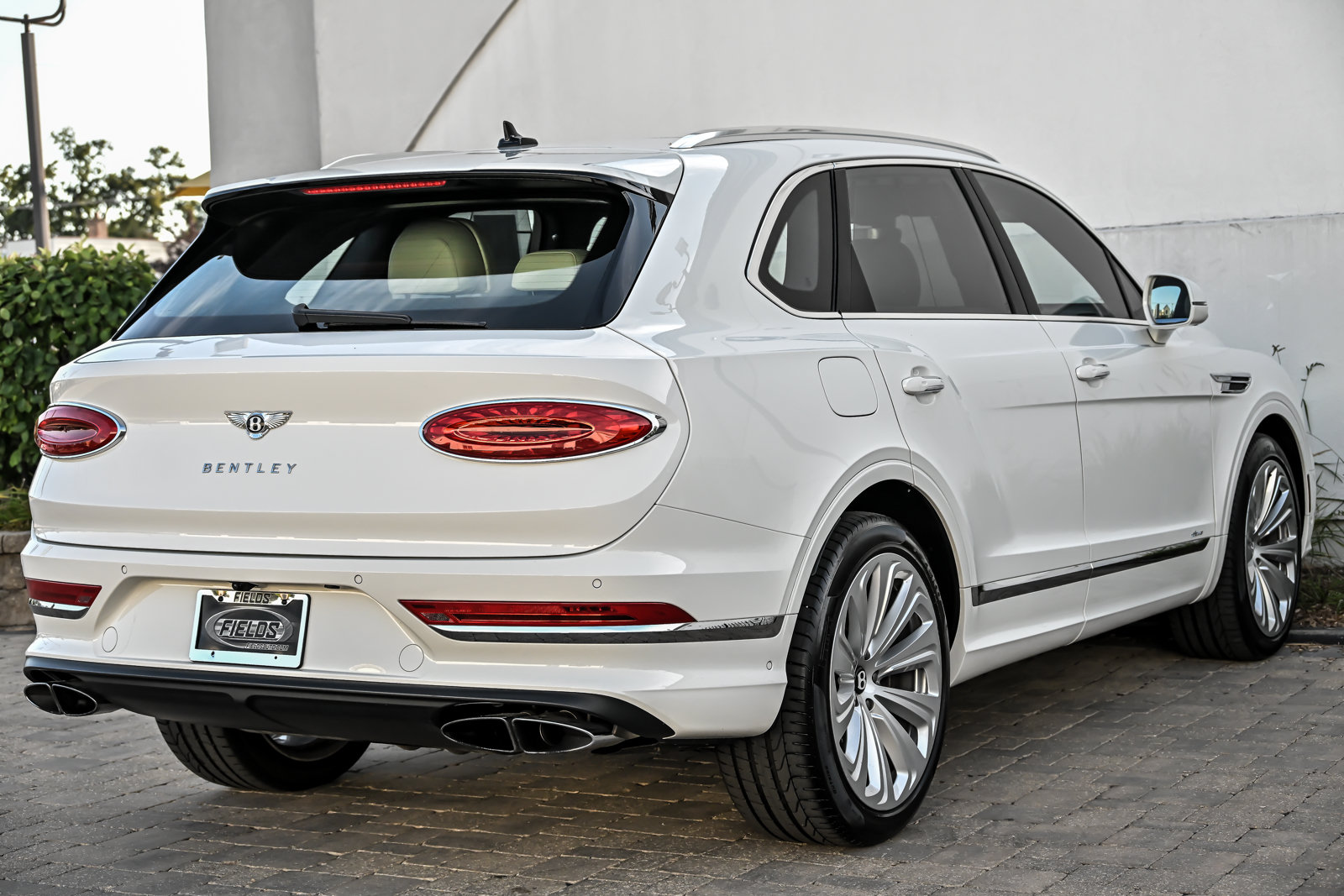 Certified 2023 Bentley Bentayga AWD/4WD image 13
