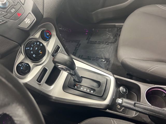 Used 2015 Ford Fiesta SE FWD image 17