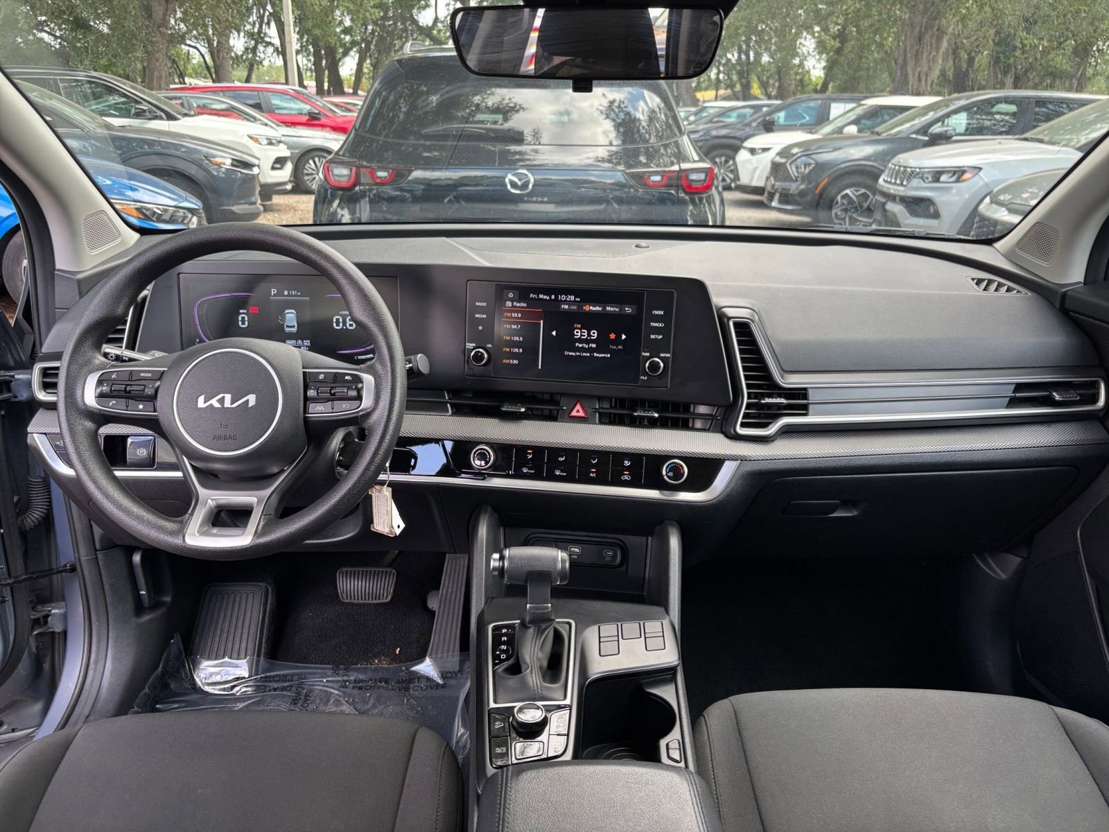 Used 2025 Kia Sportage LX FWD image 31