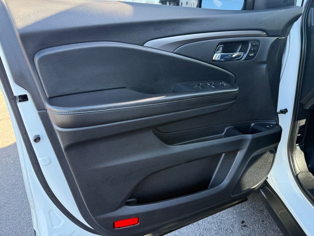 Used 2021 Honda Passport EX-L image 9