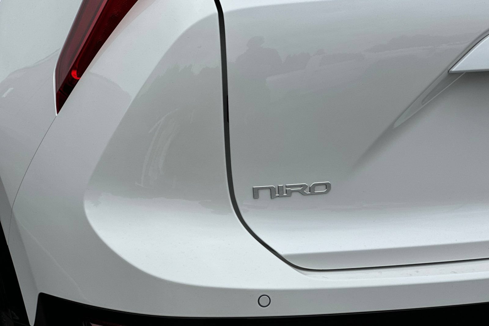 Certified 2023 Kia Niro Wind w/ Wind Preserve Package FWD image 36