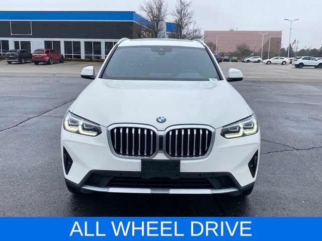 Used 2024 BMW X3 xDrive30i AWD/4WD image 2