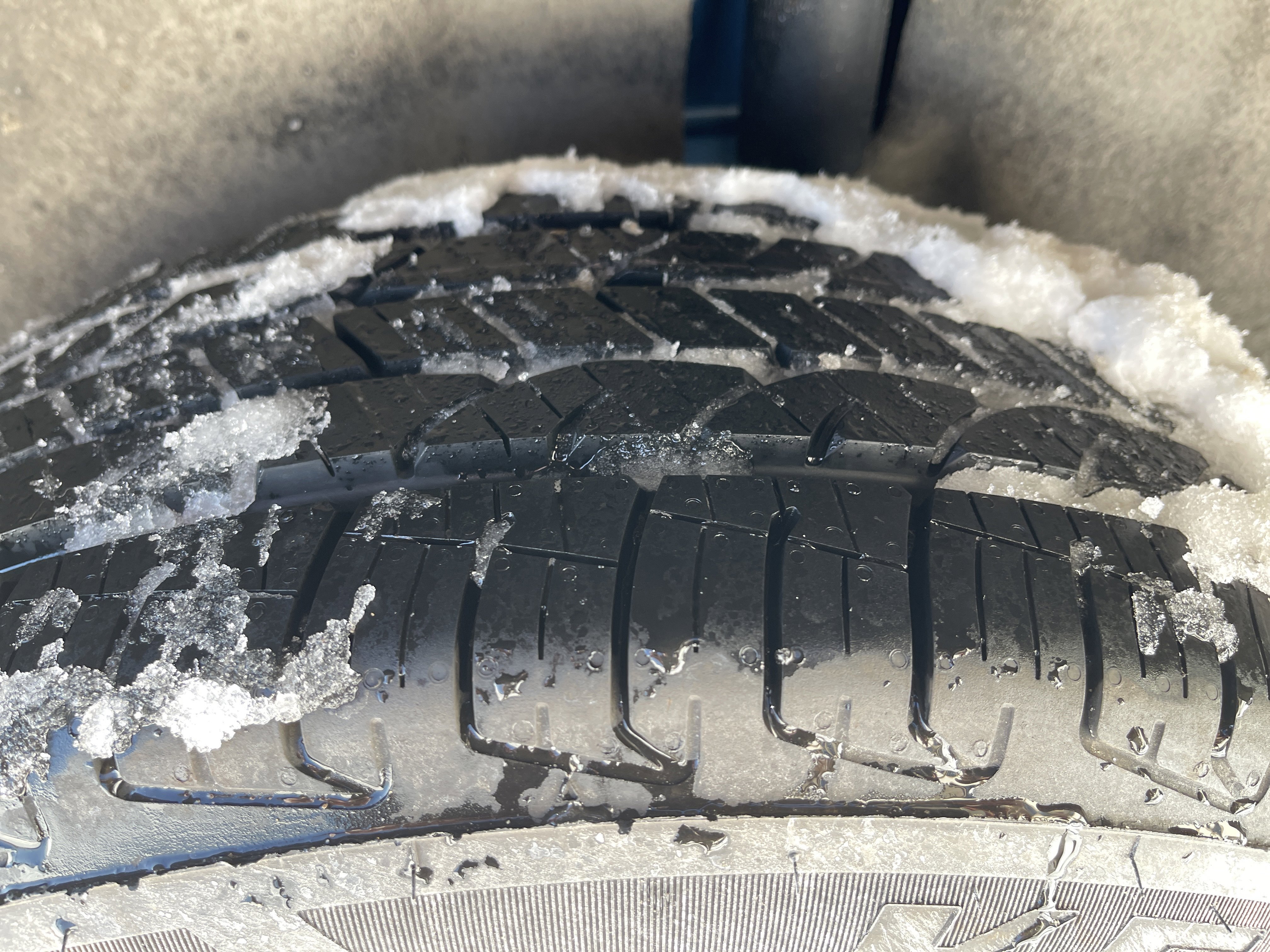 Certified 2021 Ford EcoSport S image 23