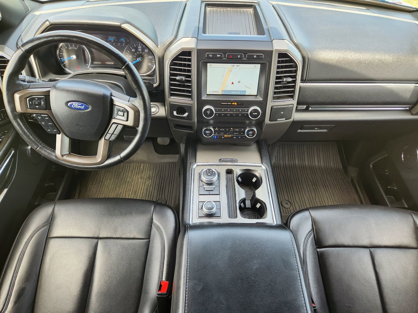 Used 2020 Ford Expedition Max XLT w/ Equipment Group 202A AWD/4WD image 29
