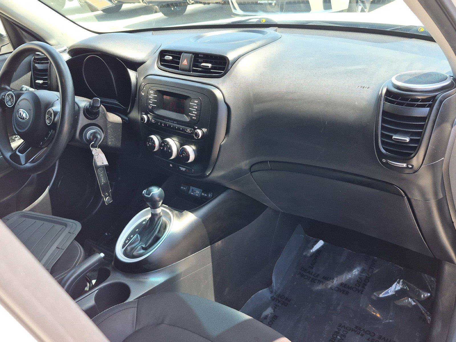 Used 2015 Kia Soul FWD image 11