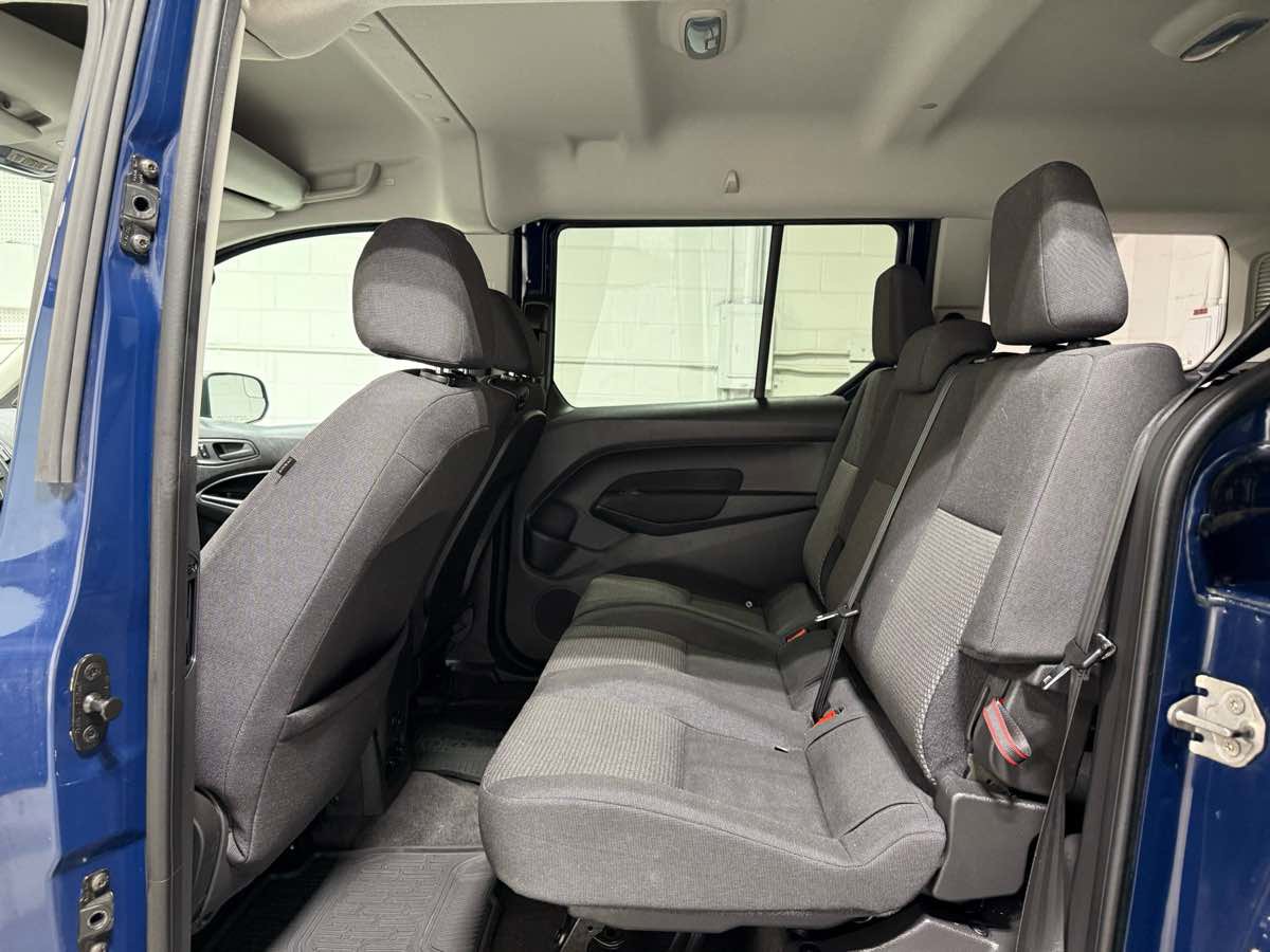 Used 2018 Ford Transit Connect XL image 17