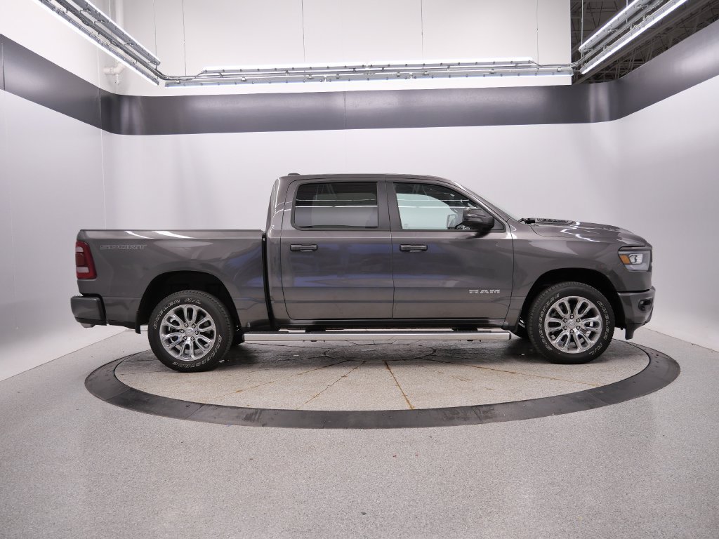 Used 2023 RAM 1500 Laramie AWD/4WD image 8