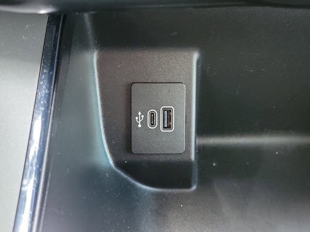 Used 2025 Ford F150 Lightning Flash AWD/4WD image 29