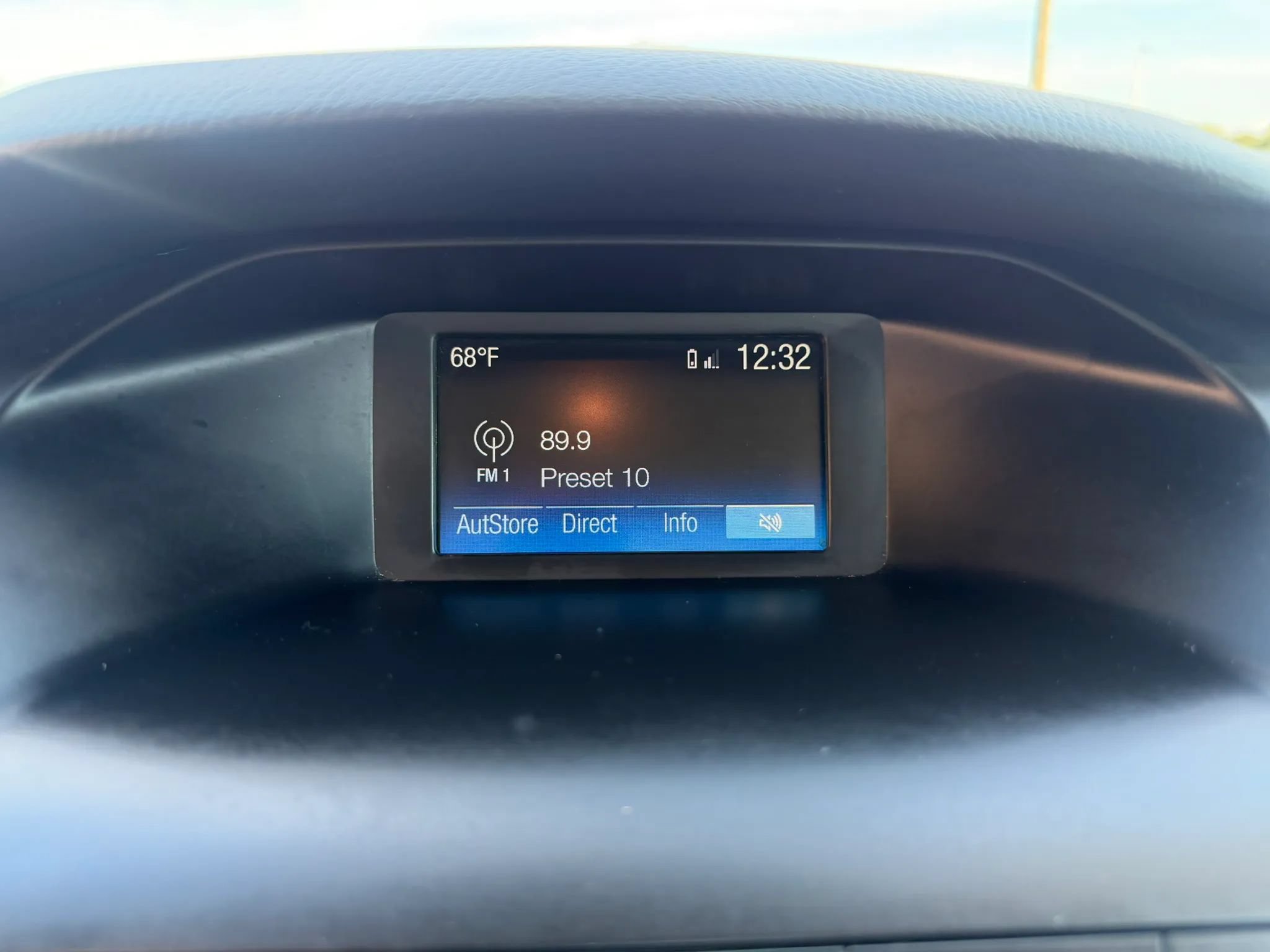 Used 2018 Ford Focus SE FWD image 20