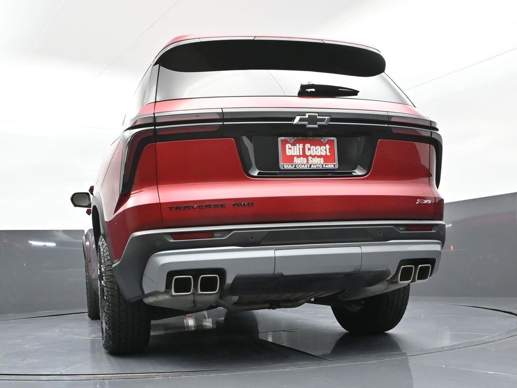 Used 2024 Chevrolet Traverse Z71 w/ LPO, Floor Liner Package image 33