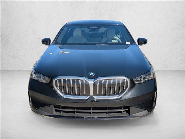 Used 2024 BMW 530i xDrive w/ Premium Package AWD/4WD image 2