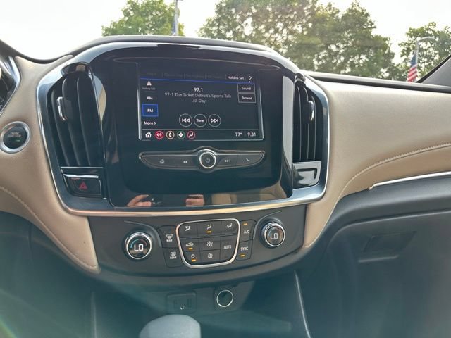 Used 2023 Chevrolet Traverse LS w/ Safety Package FWD image 14