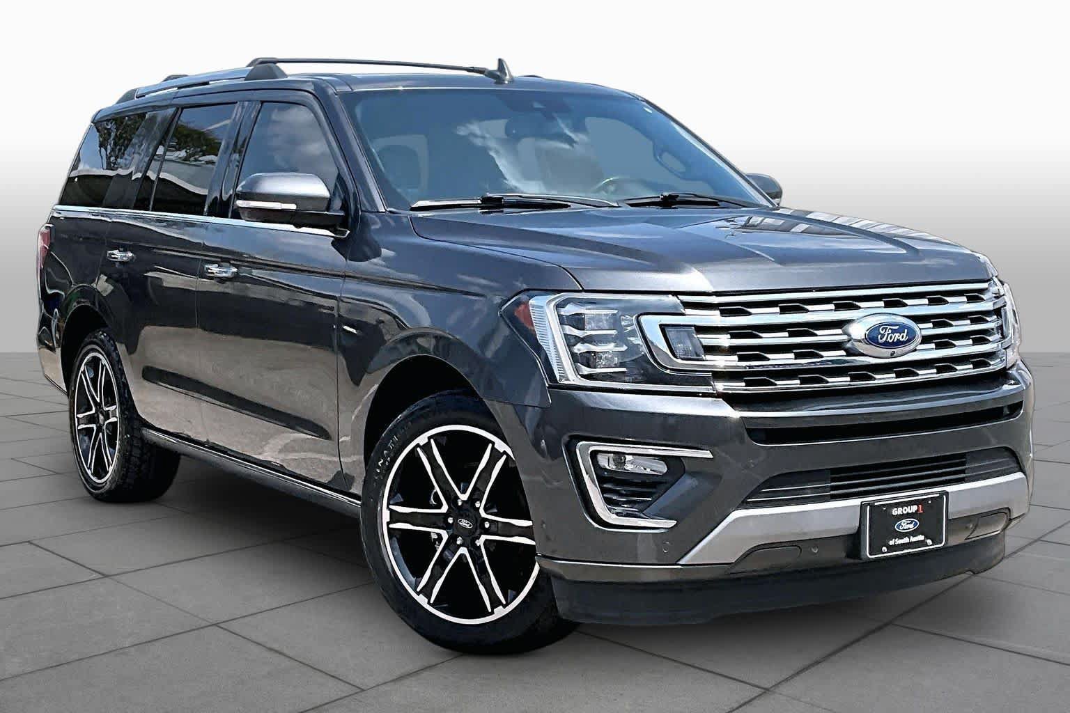 Used 2020 Ford Expedition Limited w/ Special Edition Package RWD image 3