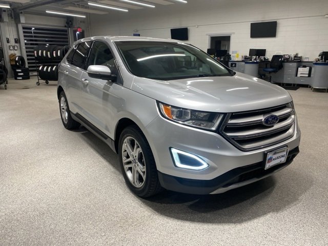 Used 2015 Ford Edge Titanium image 3