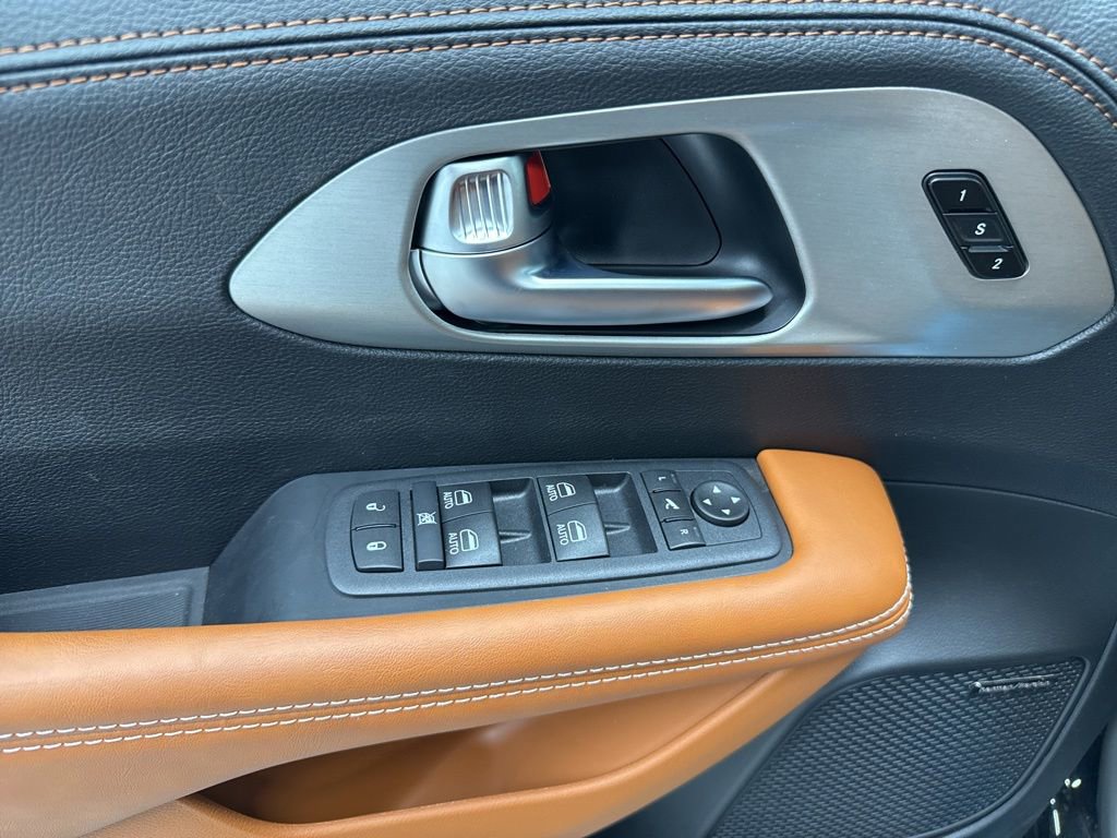 New 2026 Chrysler Pacifica Pinnacle image 21