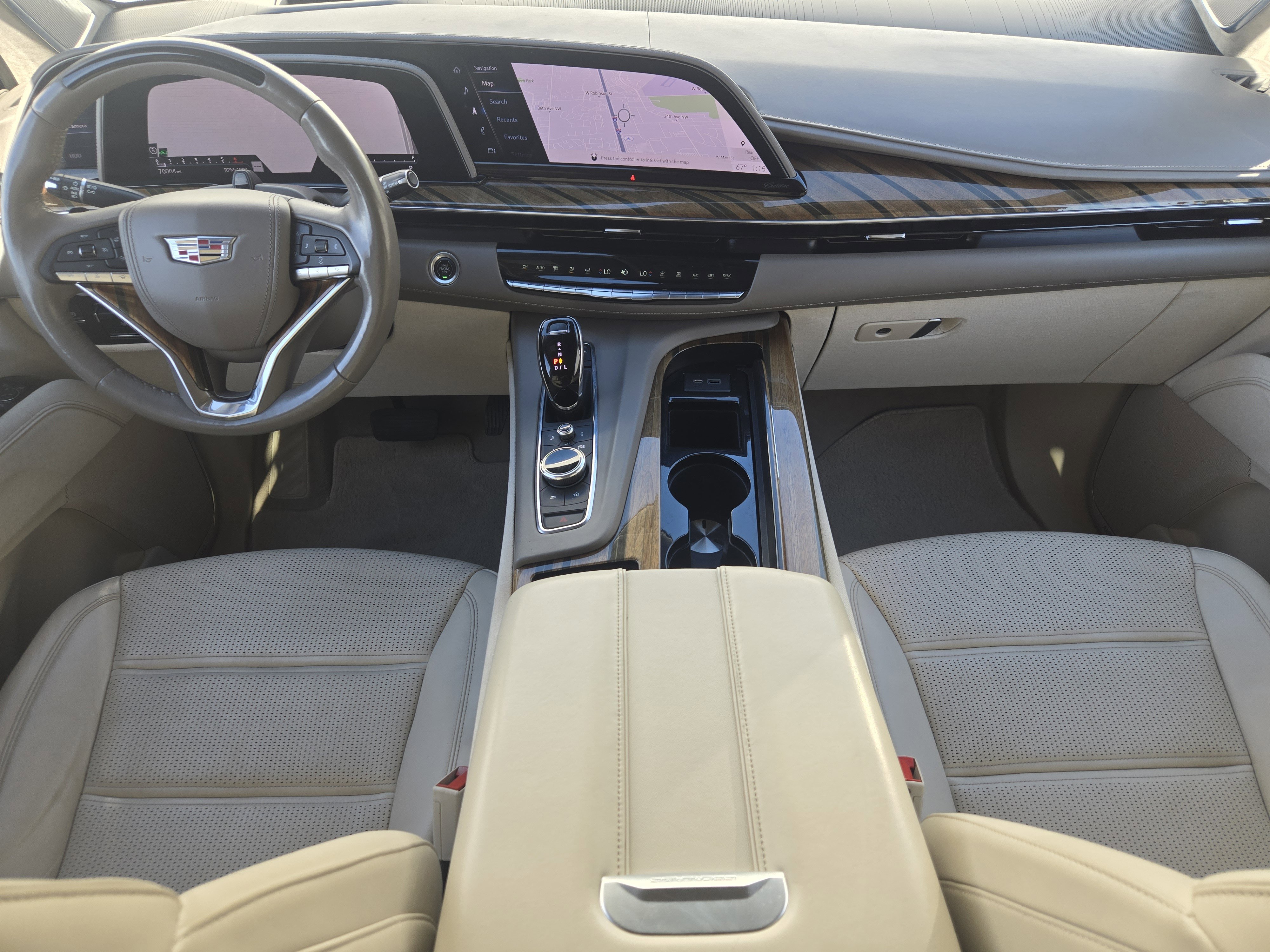 Used 2022 Cadillac Escalade Sport Platinum w/ Heavy-Duty Trailer Package image 29