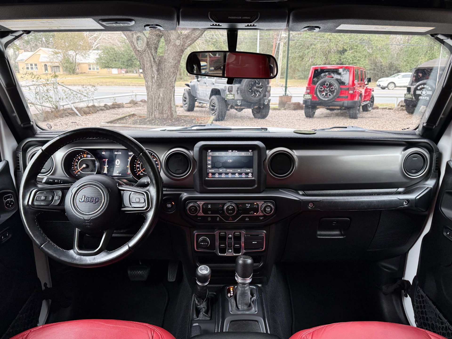 Used 2021 Jeep Gladiator Sport image 22