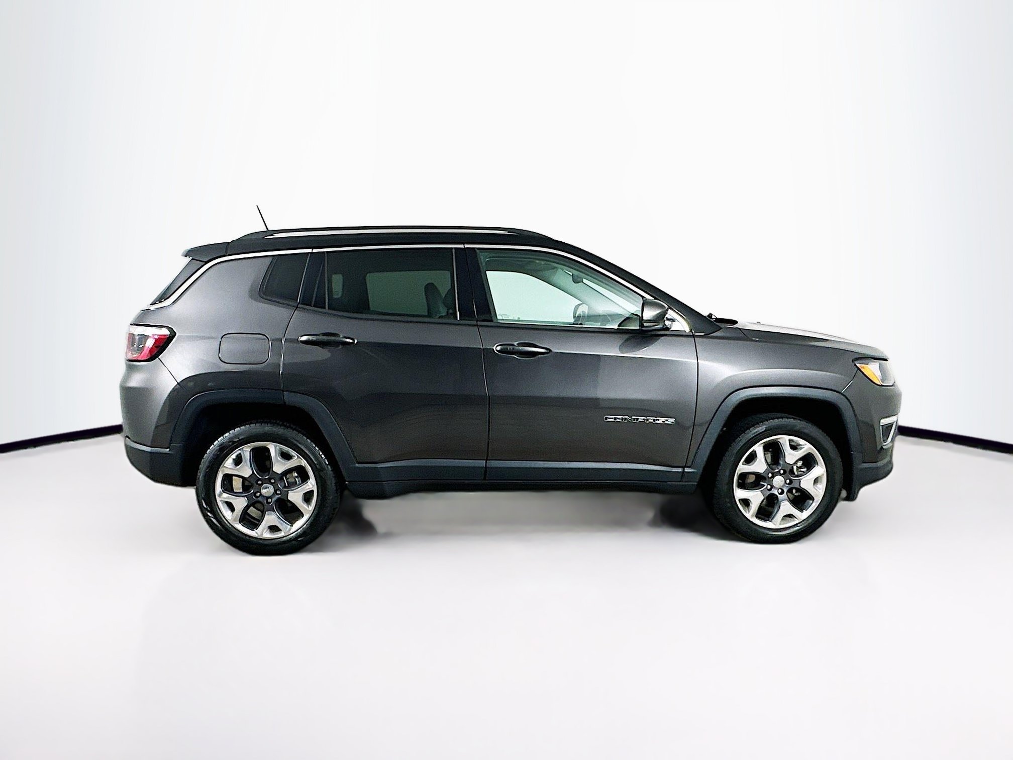 Used 2021 Jeep Compass Limited w/ Sun and Sound Group AWD/4WD image 10