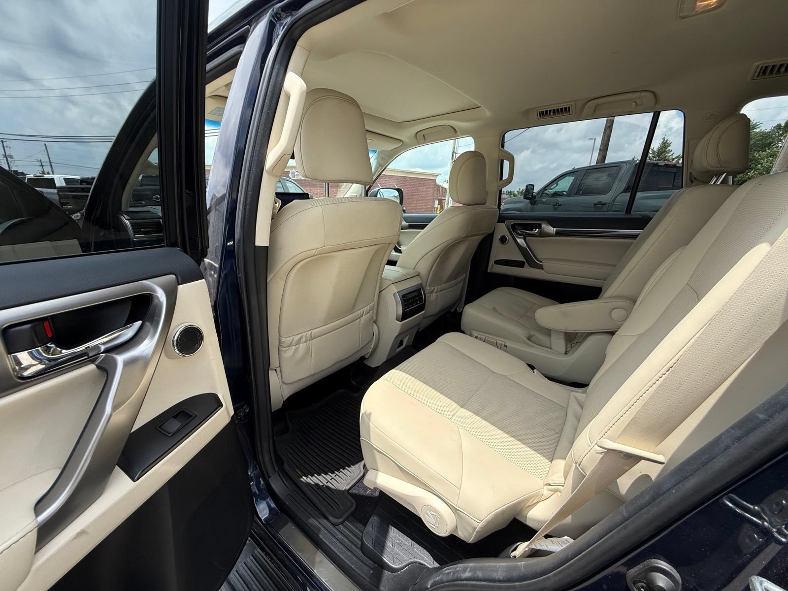 Used 2022 Lexus GX 460 Premium AWD/4WD image 20