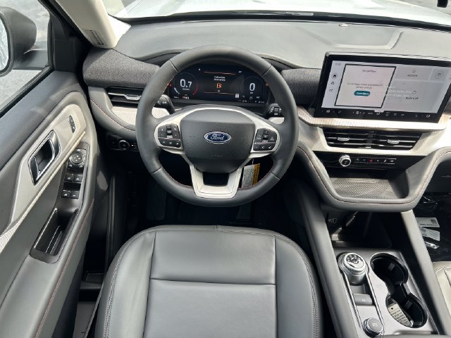 New 2026 Ford Explorer Active w/ Active Comfort Package RWD image 13