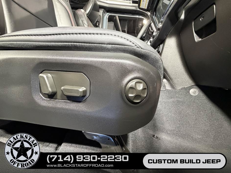 Used 2026 Jeep Wrangler Unlimited Rubicon AWD/4WD image 25