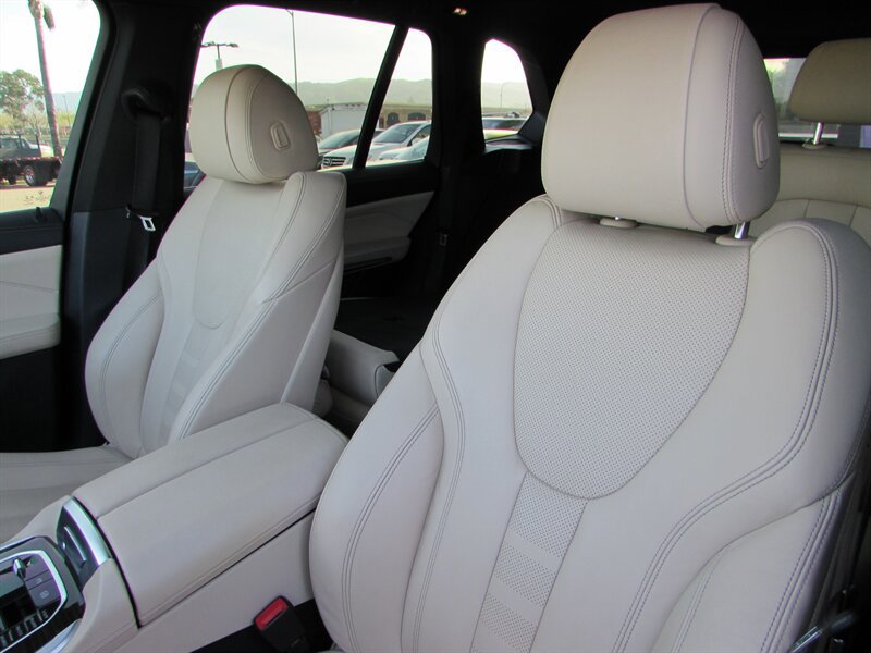 Used 2020 BMW X5 xDrive40i w/ Premium Package AWD/4WD image 8