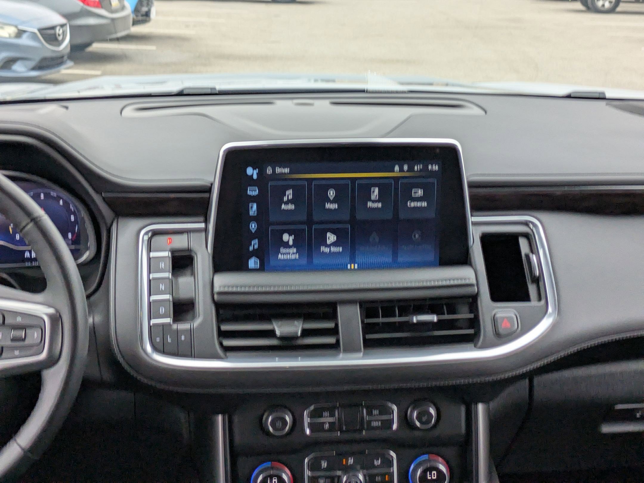 Certified 2024 Chevrolet Suburban Z71 w/ Luxury Package image 16