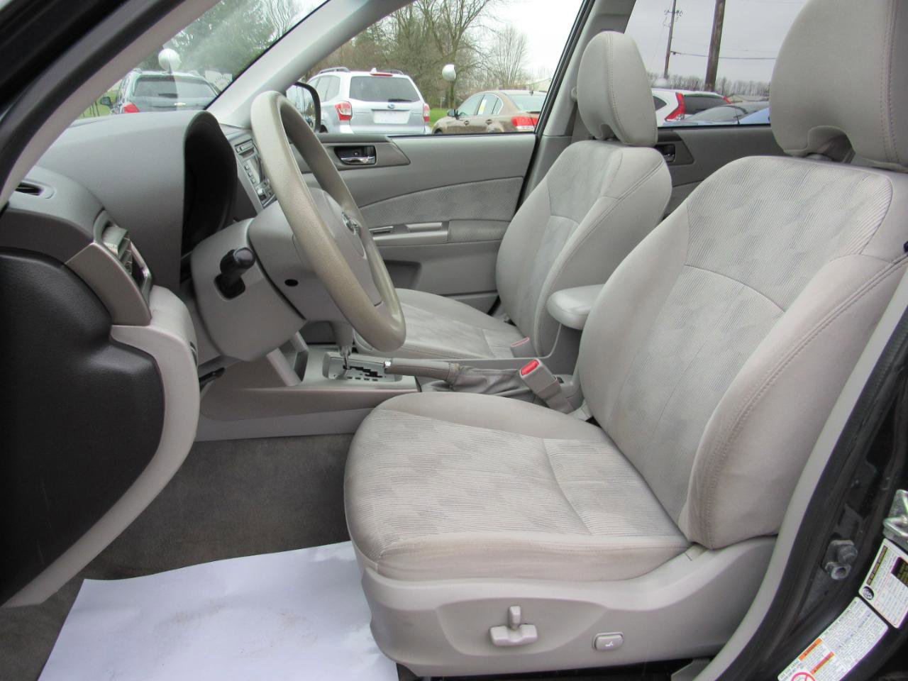 Used 2010 Subaru Forester 2.5X Premium w/ Popular Equipment Group 1A image 6