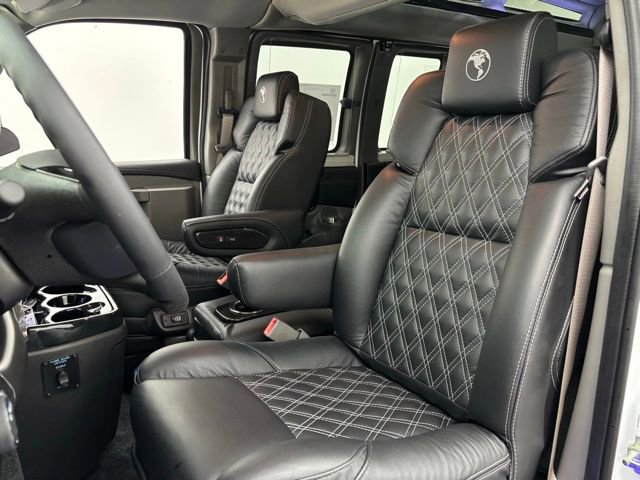 New 2026 GMC Savana 2500 w/ Driver Convenience Package RWD image 20