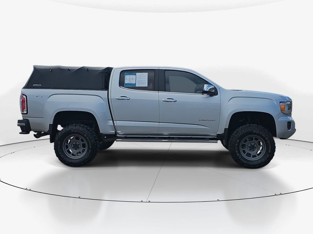 Used 2017 GMC Canyon SLT w/ Driver Alert Package image 4